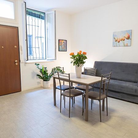Monolocale Sguizzette Apartment Brescia Bagian luar foto