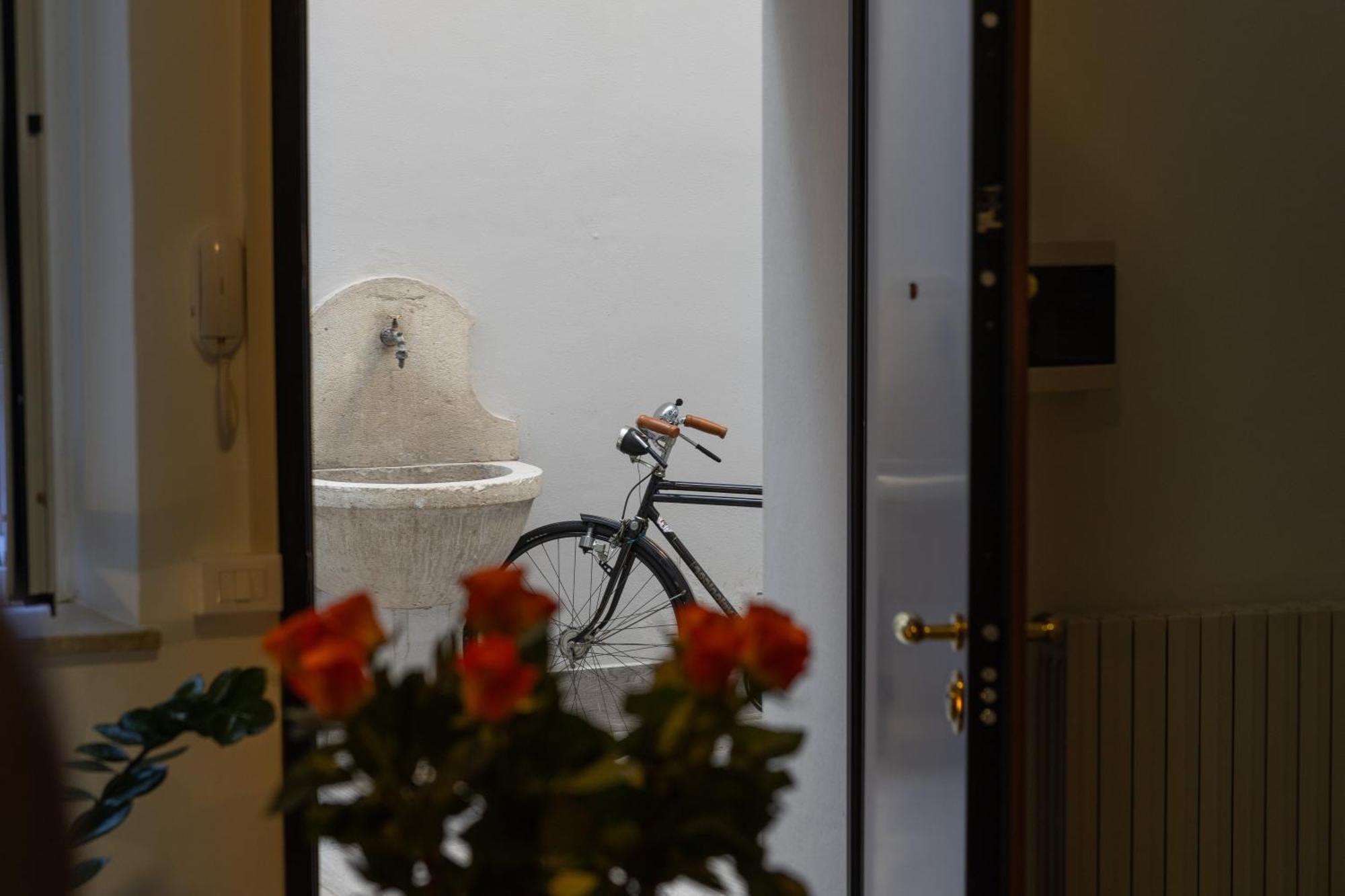 Monolocale Sguizzette Apartment Brescia Bagian luar foto